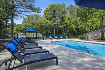 Lakeside townhomes pool & sun deck